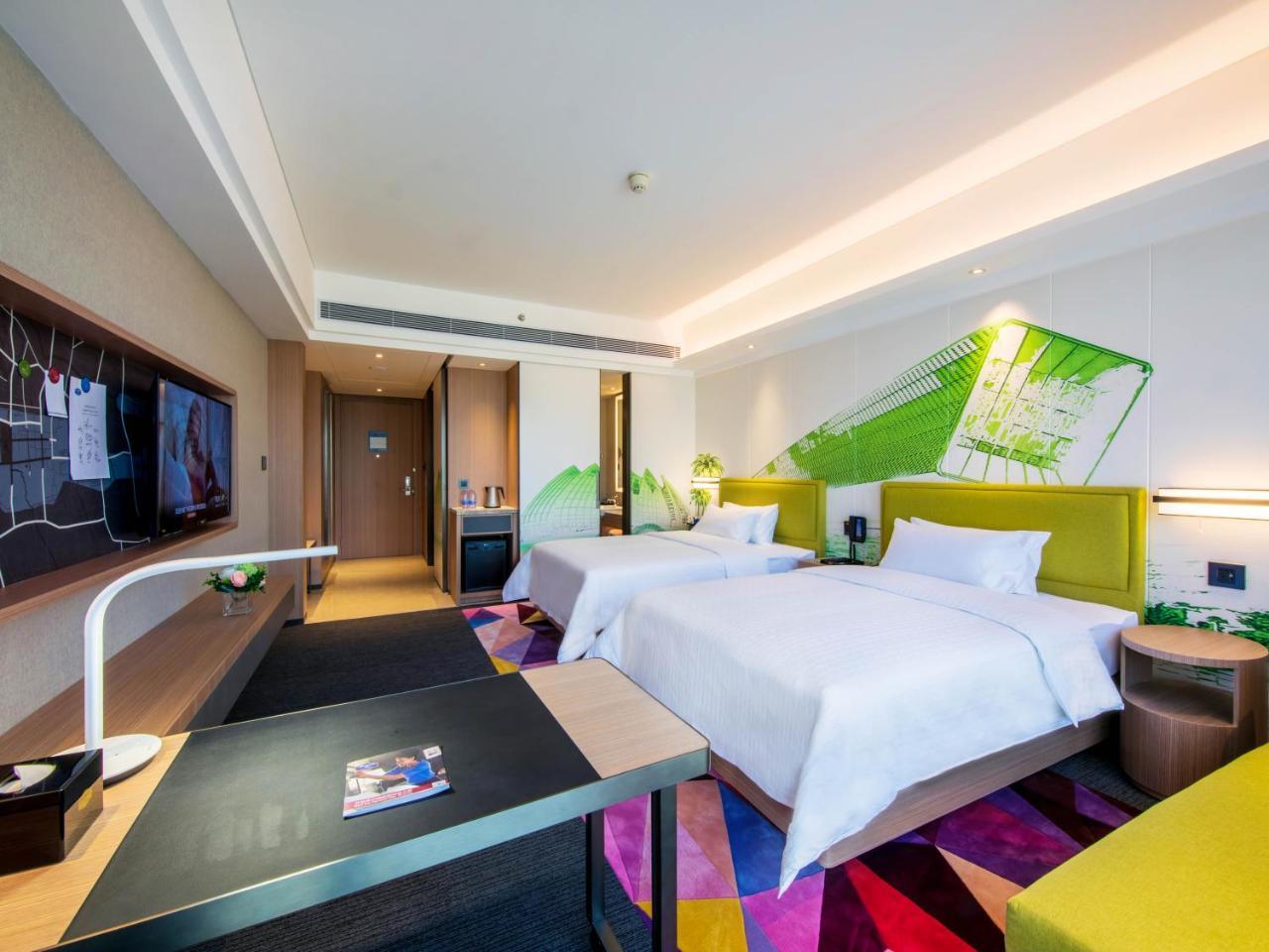 Отель Hampton By Hilton Guangzhou Huadu Экстерьер фото